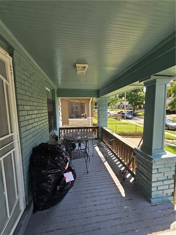 4027 Agnes Avenue — photo 5