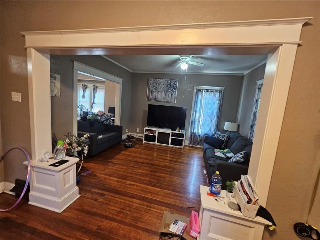 4027 Agnes Avenue — photo 7