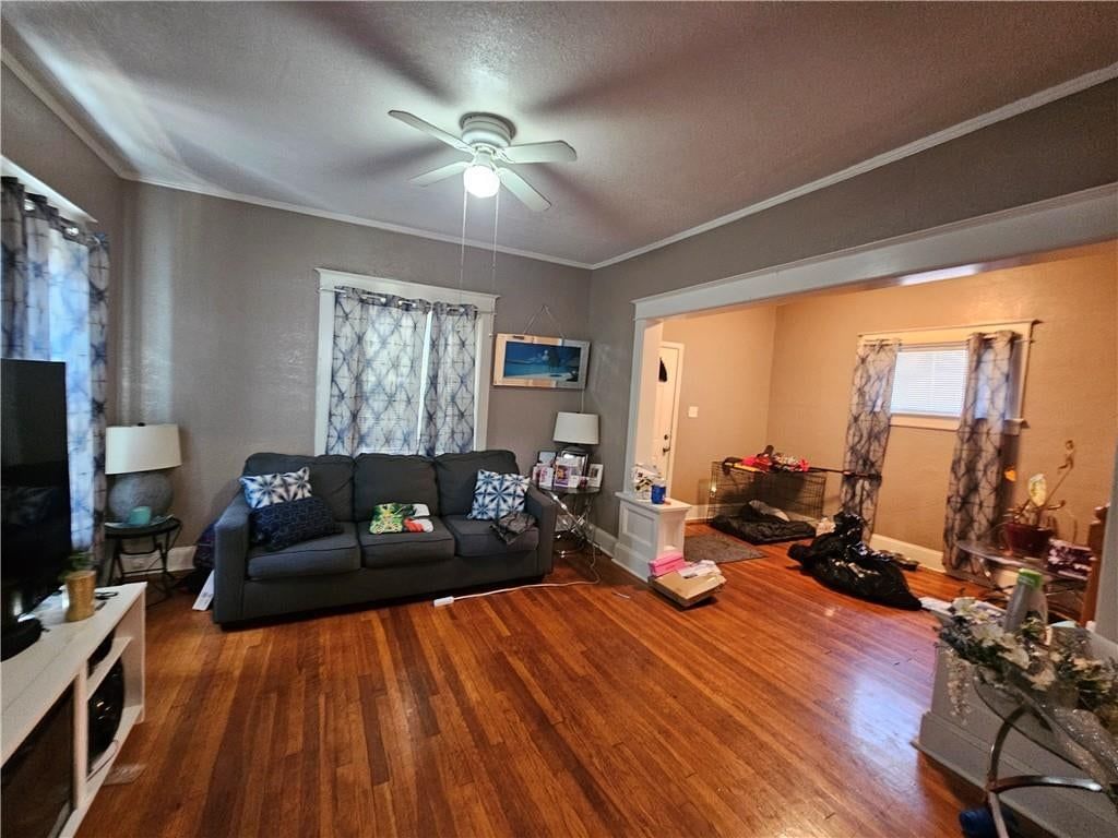 4027 Agnes Avenue — photo 15
