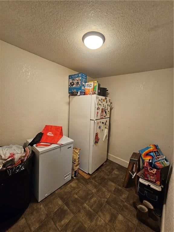 4027 Agnes Avenue — photo 20