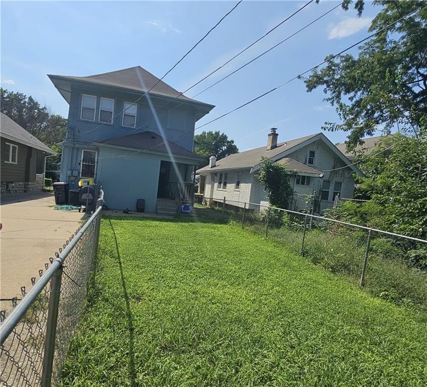 4027 Agnes Avenue — photo 36