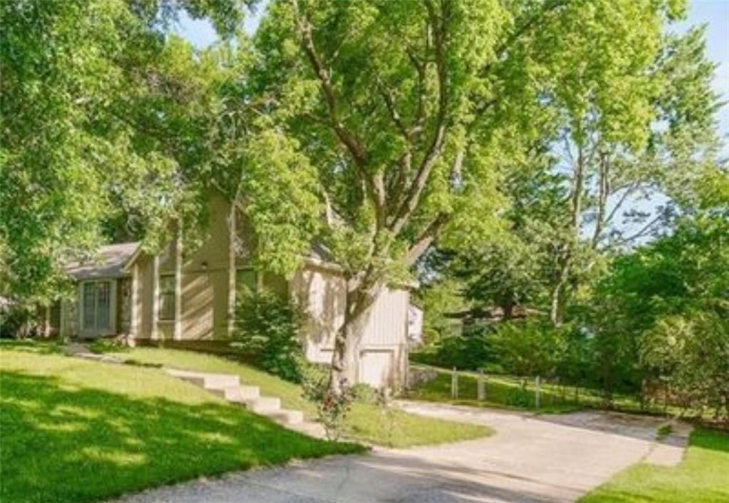 11309 W 99th Street — photo 2