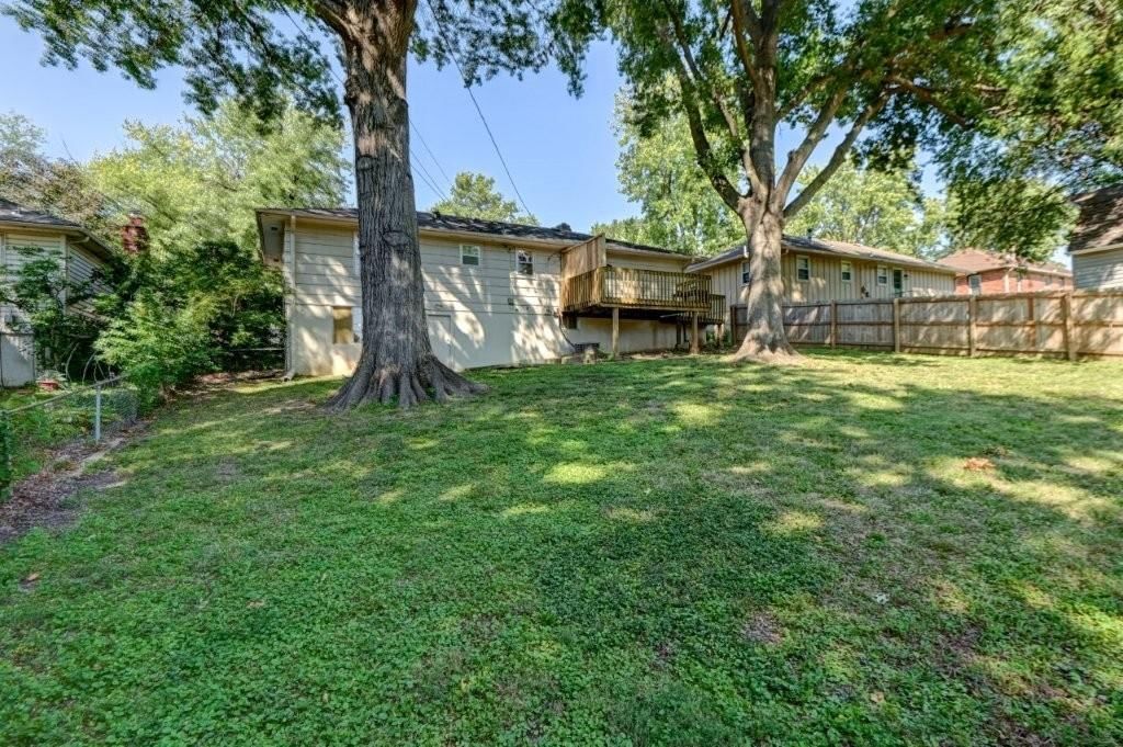 3913 S Milton Drive — photo 3
