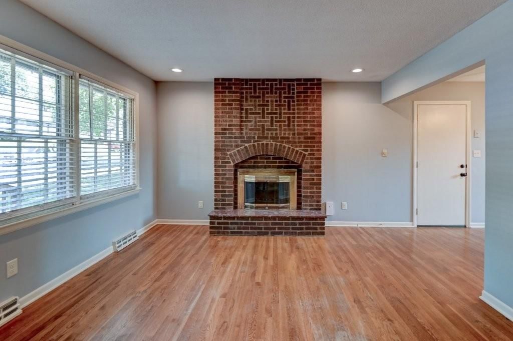 3913 S Milton Drive — photo 9
