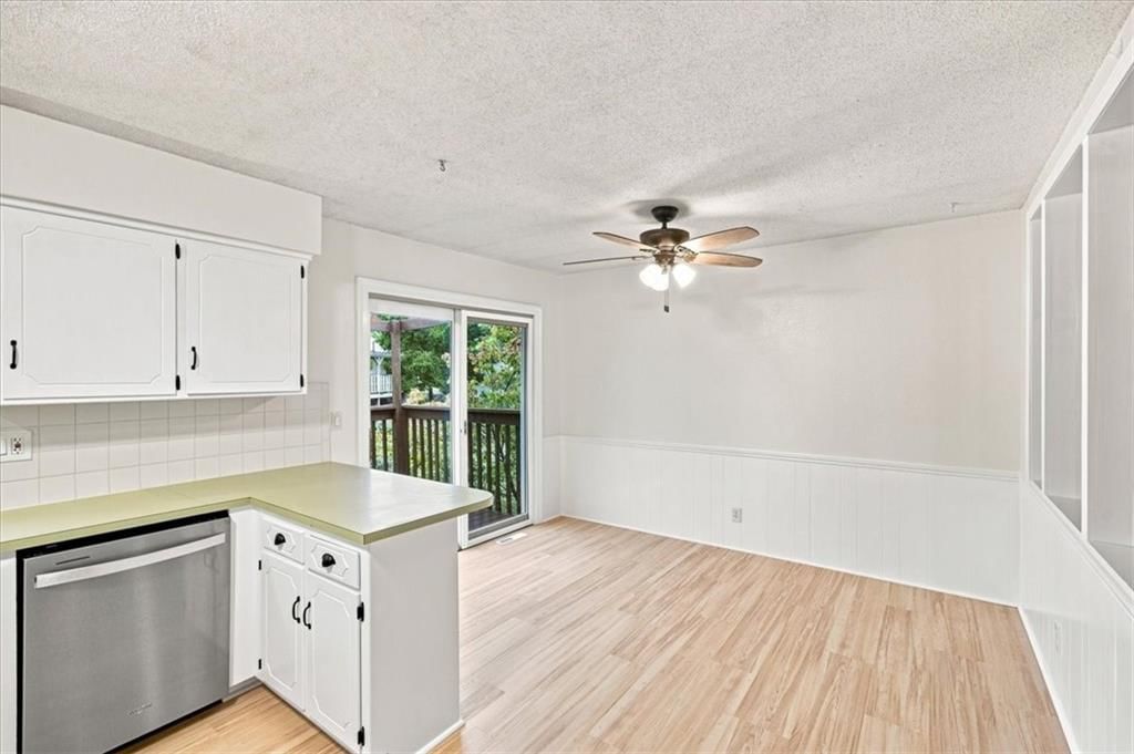 2100 E Taylor Drive — photo 12