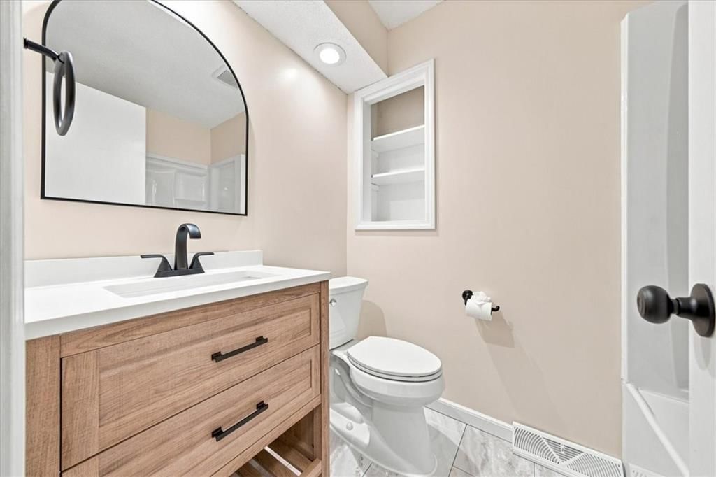 2100 E Taylor Drive — photo 28