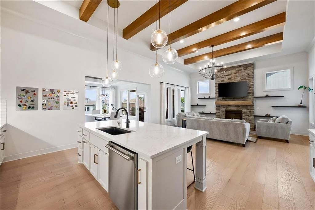 Photo 17 of 58 - 13403 W 181st Terrace, Overland Park, KS 66013