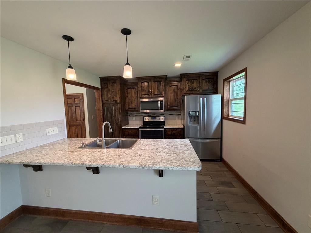Photo 13 of 30 - 203 Valley Street, Lathrop, MO 64465