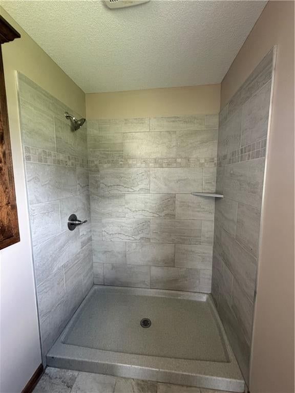 Photo 21 of 30 - 203 Valley Street, Lathrop, MO 64465