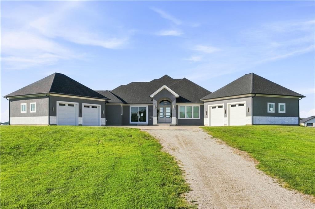 Photo 4 of 85 - 12006 E 195th Street, Raymore, MO 64083