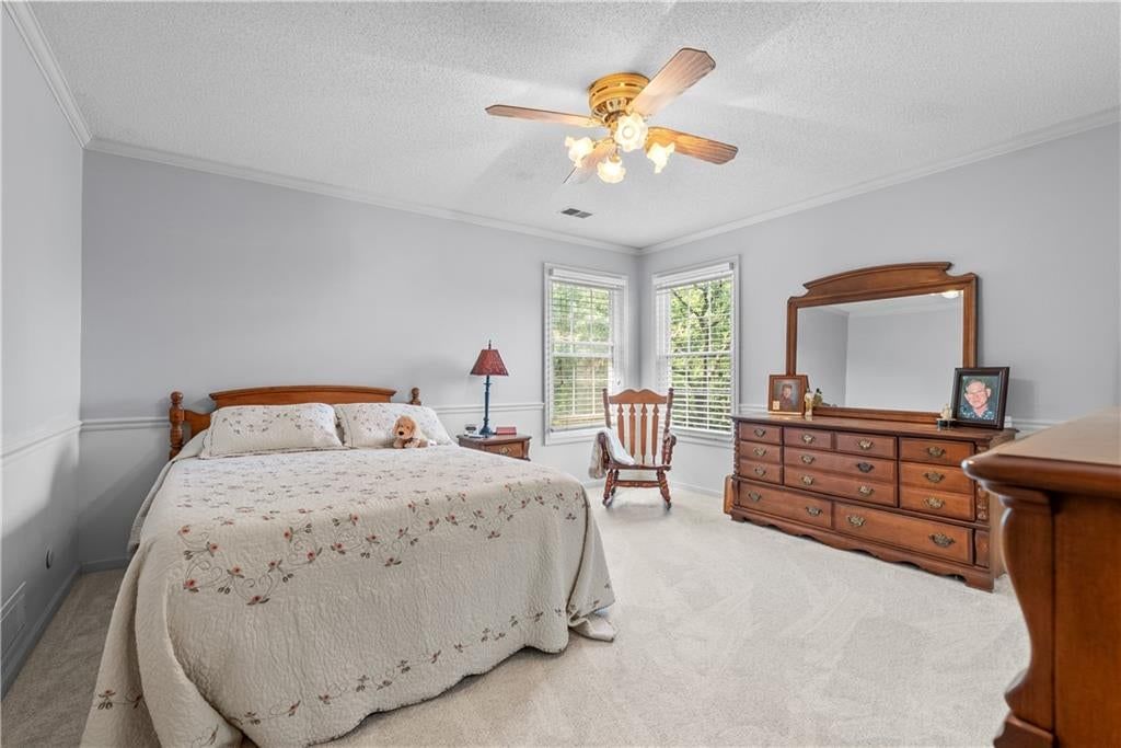 Photo 20 of 45 - 3907 73rd Street, Kansas City, MO 64151