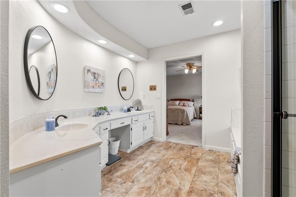 Photo 25 of 45 - 3907 73rd Street, Kansas City, MO 64151