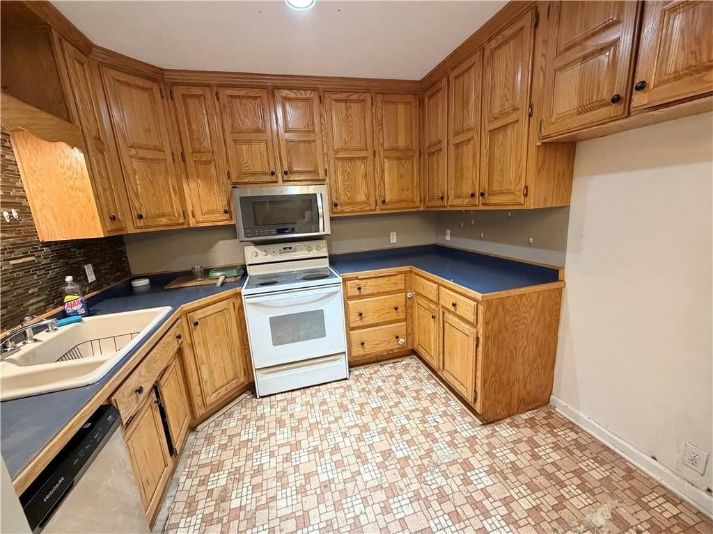 513 N Delaware Street — photo 10