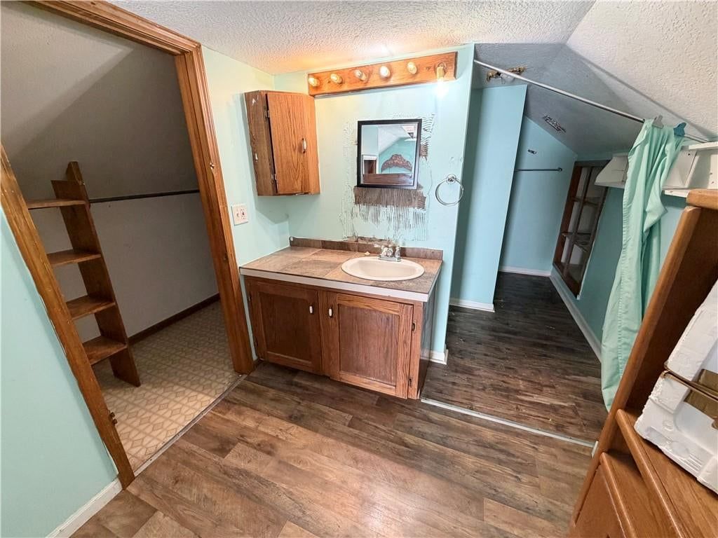 513 N Delaware Street — photo 14