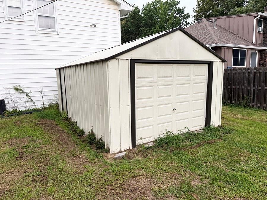 Photo 39 of 99 - 1012 SW 16th Street, Blue Springs, MO 64015