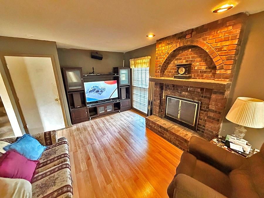 Photo 54 of 99 - 1012 SW 16th Street, Blue Springs, MO 64015