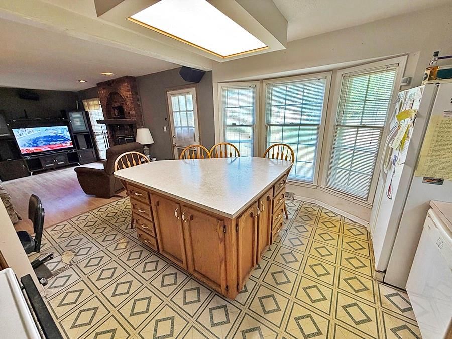 Photo 94 of 99 - 1012 SW 16th Street, Blue Springs, MO 64015