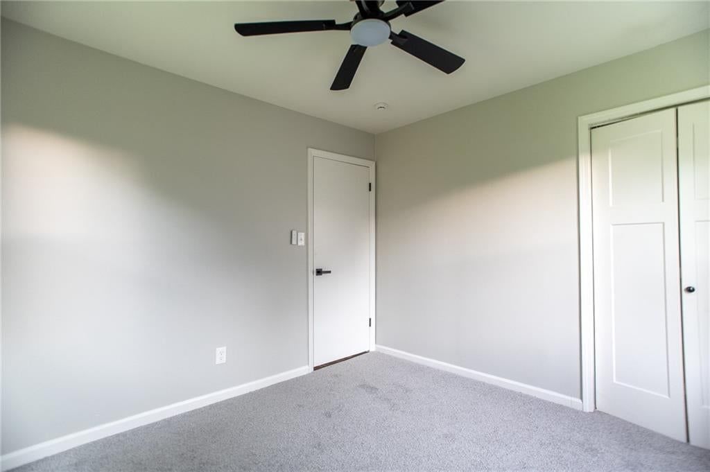 6122 Longwood Avenue — photo 15