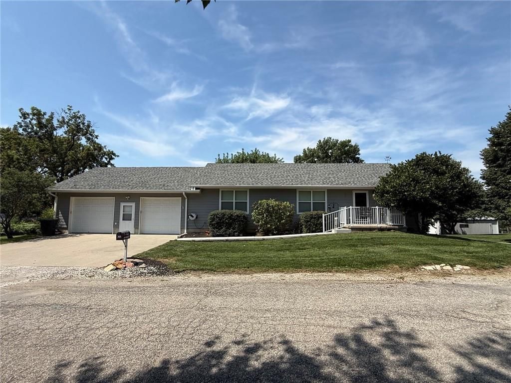 305 N Harrison Street, Oregon, MO