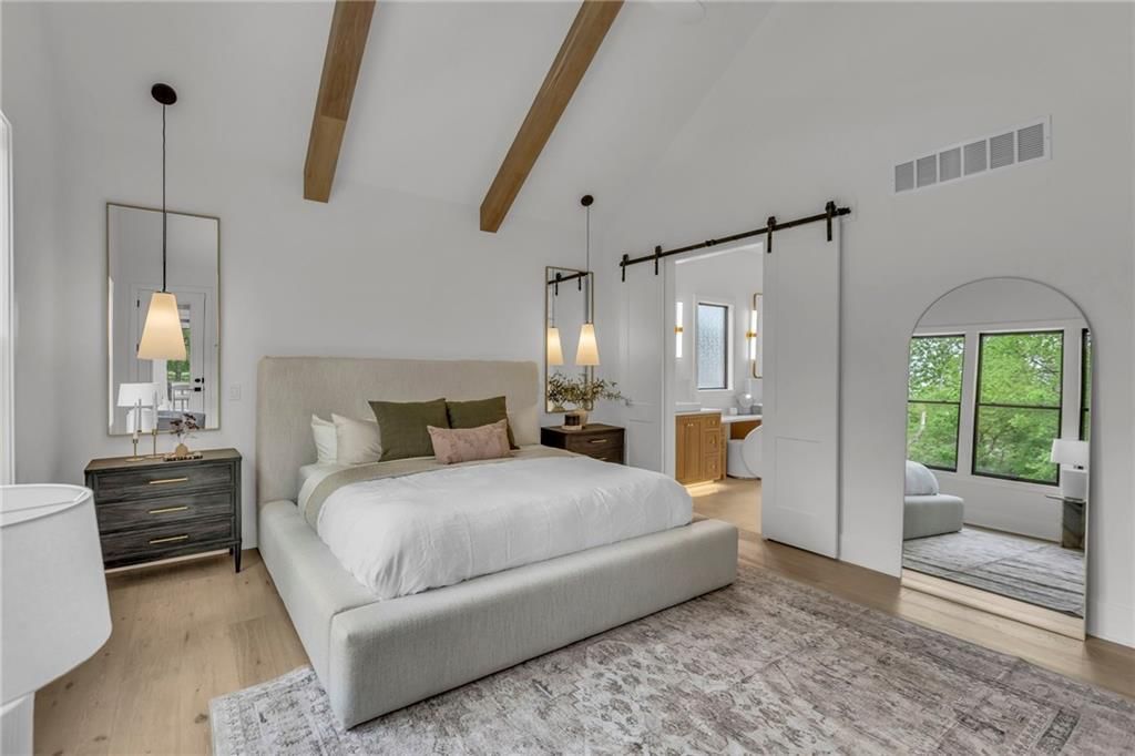 Photo 23 of 46 - 18400 Floyd Street, Overland Park, KS 66085