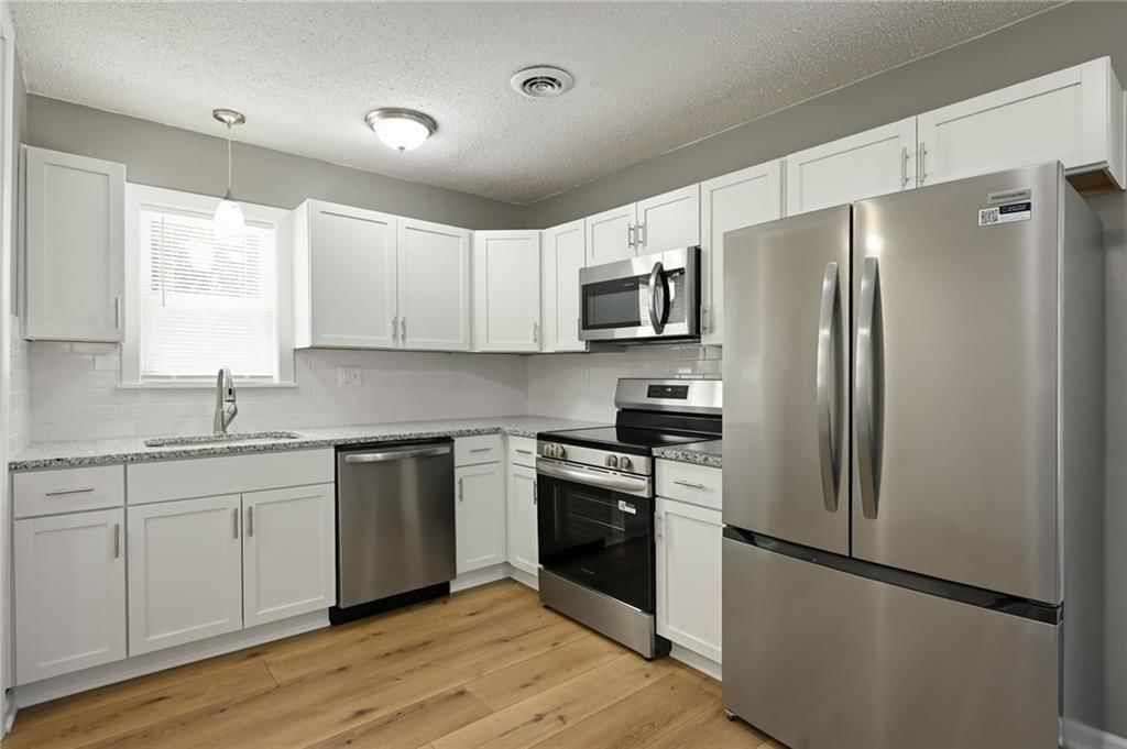 5041 Forest Avenue — photo 5