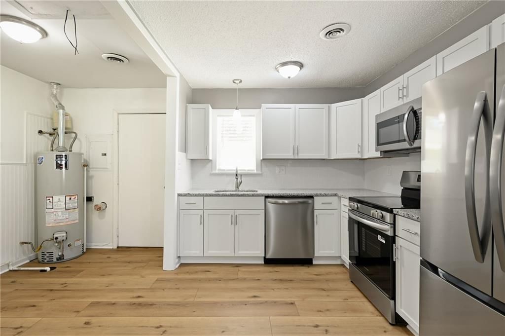 5041 Forest Avenue — photo 7
