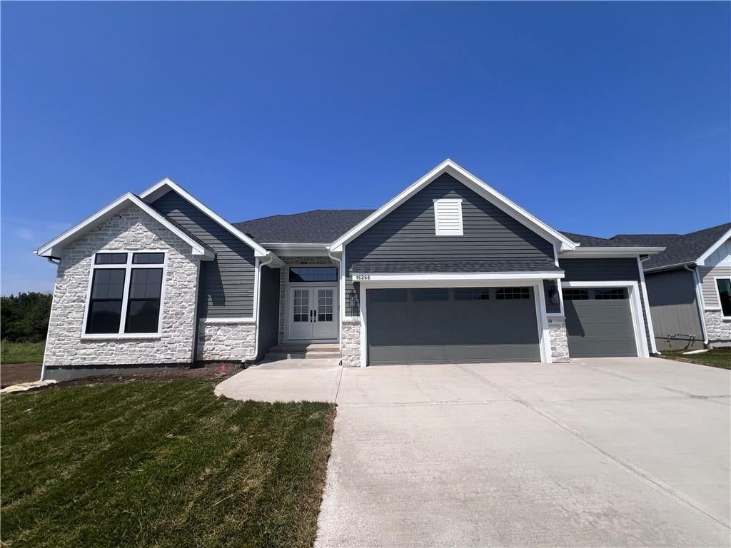 16268 Baxter Street — photo 2
