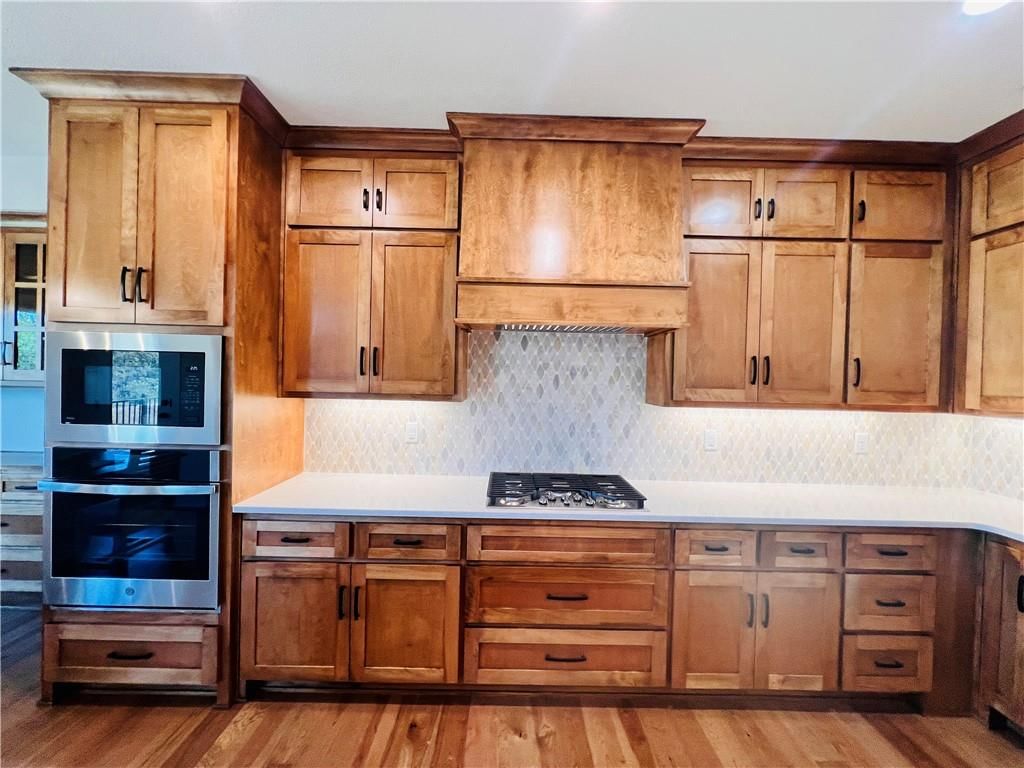 Photo 16 of 80 - 16268 Baxter Street, Gardner, KS 66030