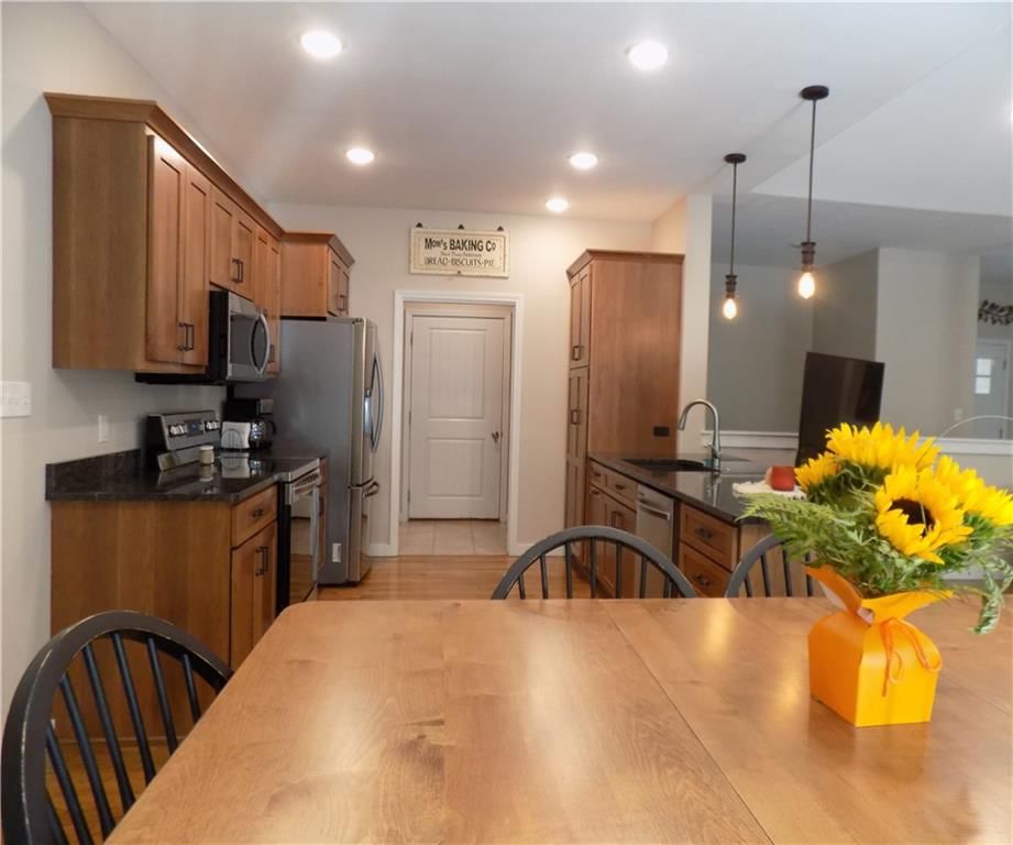 211 Hillside Drive — photo 9
