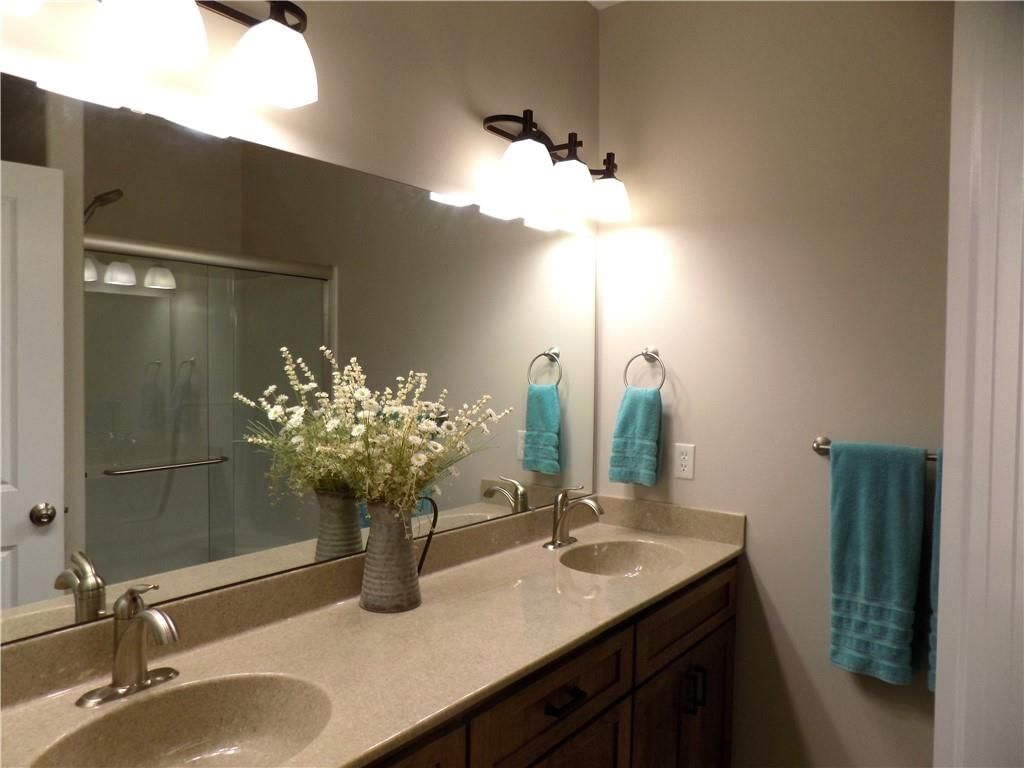211 Hillside Drive — photo 12