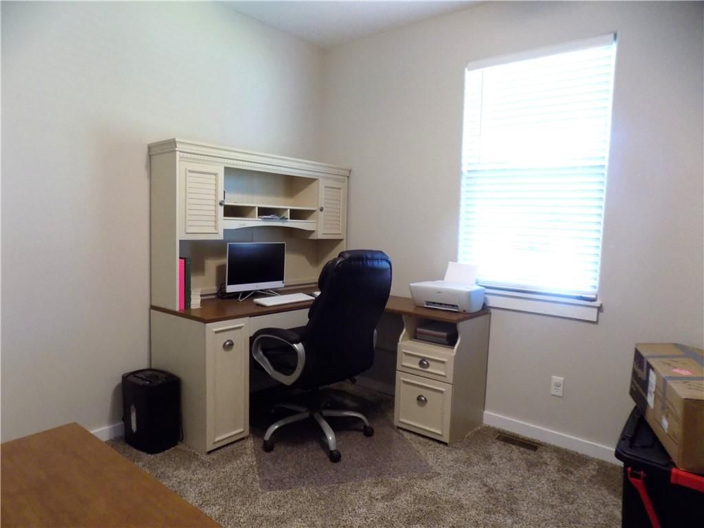 211 Hillside Drive — photo 17
