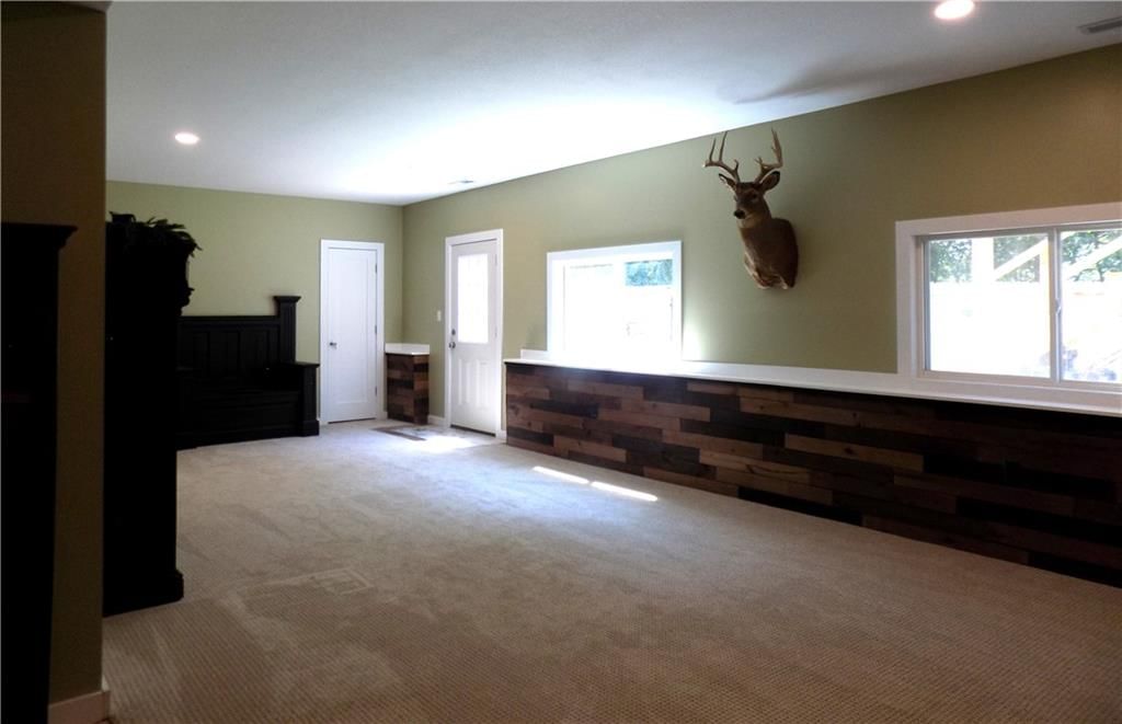 211 Hillside Drive — photo 20