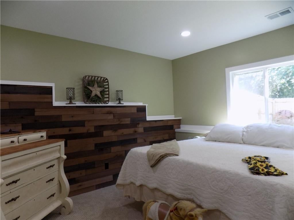 211 Hillside Drive — photo 23