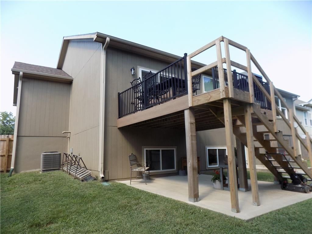 211 Hillside Drive — photo 26