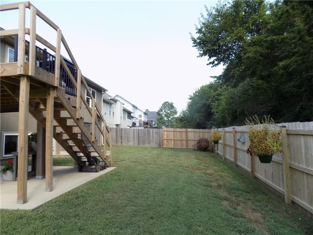 211 Hillside Drive — photo 27