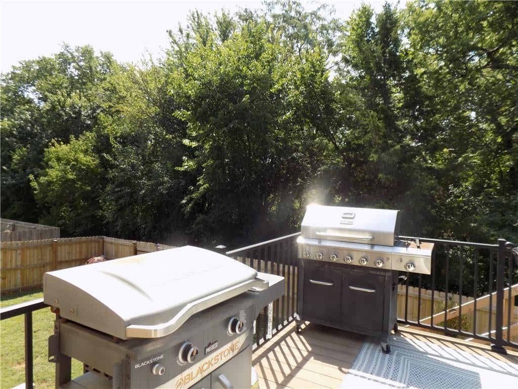 211 Hillside Drive — photo 30