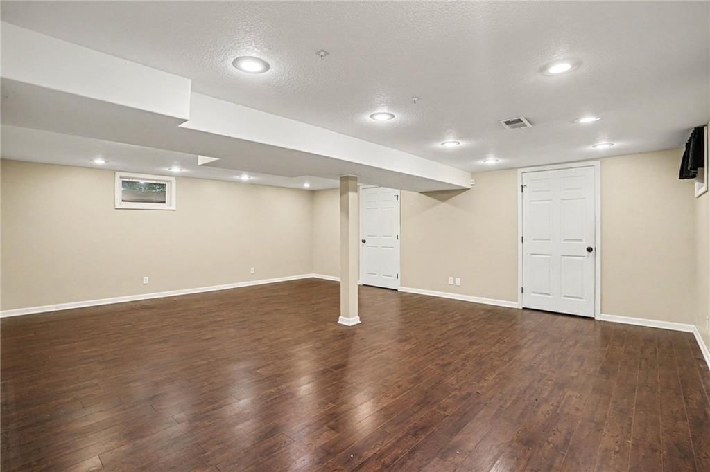 10610 Bellefontaine Avenue — photo 18