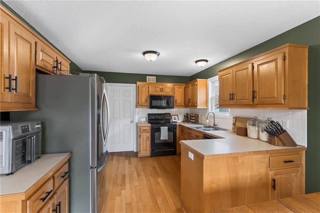 11804 N Lydia Avenue — photo 10