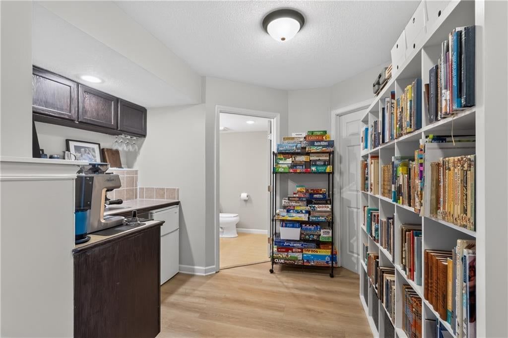 11804 N Lydia Avenue — photo 37