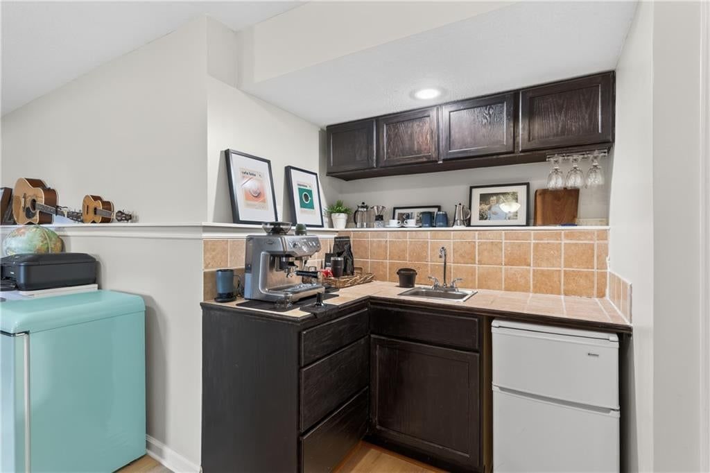 11804 N Lydia Avenue — photo 38