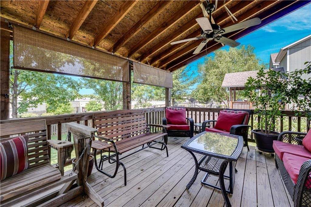 826 Trailway Drive, Raymore, MO: listing photo 2