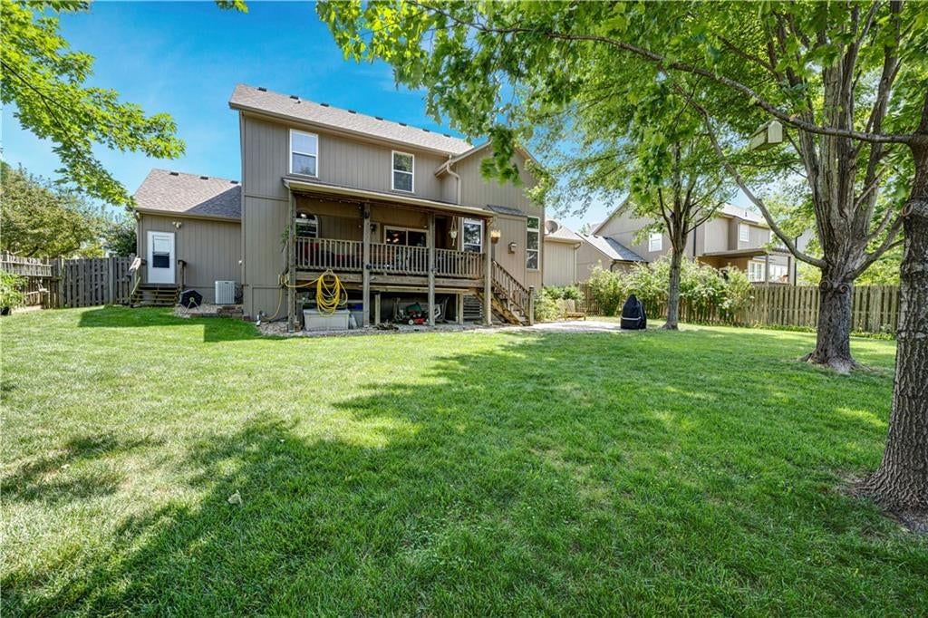826 Trailway Drive, Raymore, MO: listing photo 3