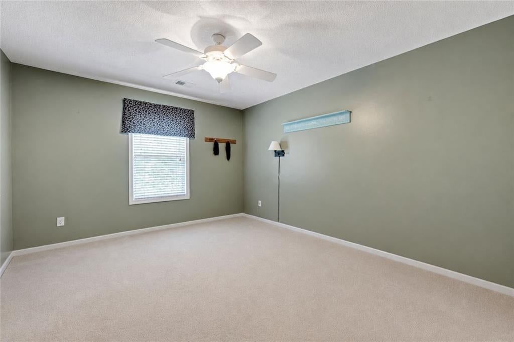 Photo 20 of 30 - 826 Trailway Drive, Raymore, MO 64083