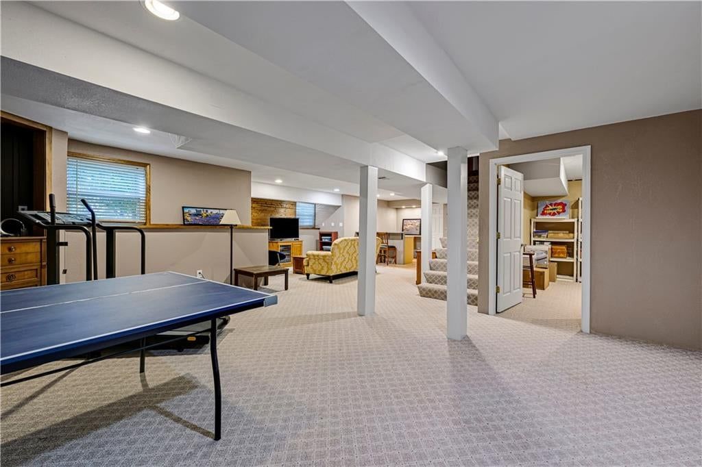 Photo 23 of 30 - 826 Trailway Drive, Raymore, MO 64083