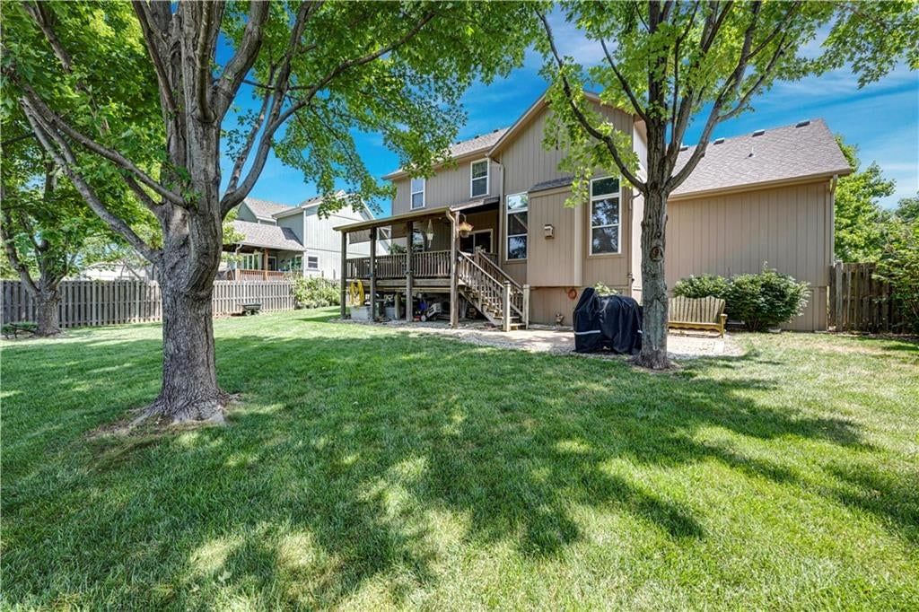 Photo 28 of 30 - 826 Trailway Drive, Raymore, MO 64083