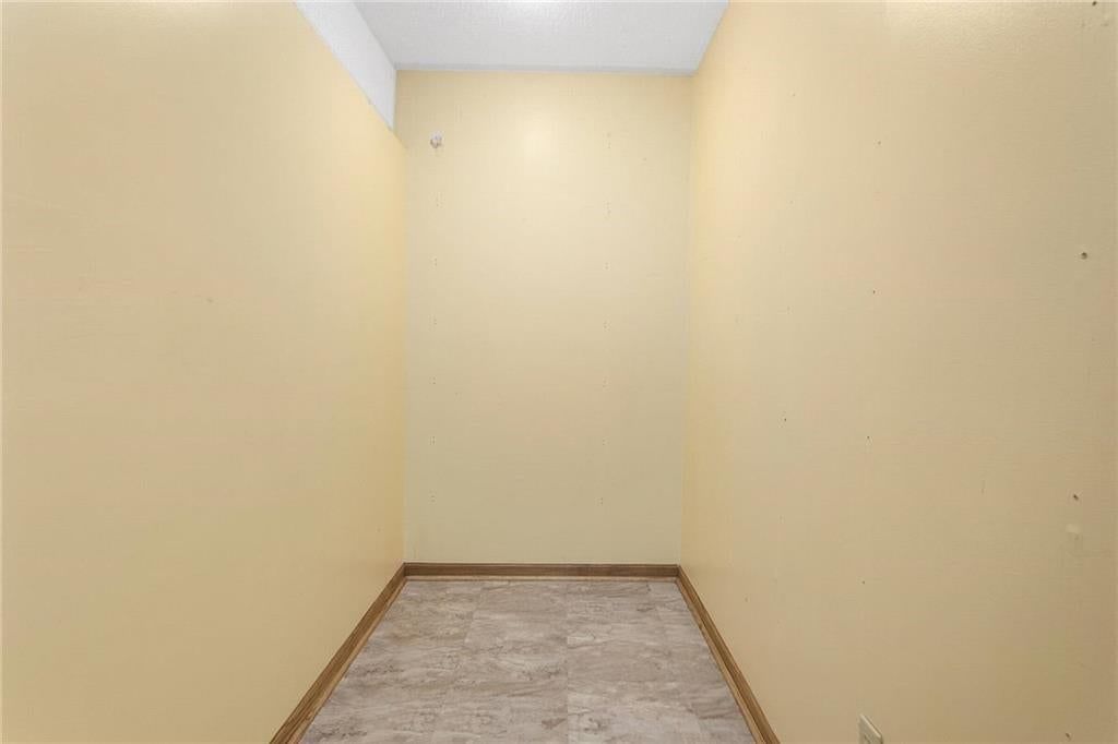9013 W 48th Terrace — photo 31