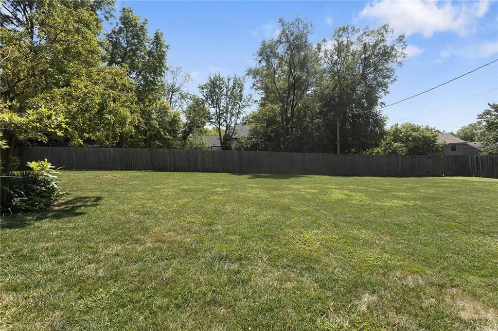 9013 W 48th Terrace — photo 35
