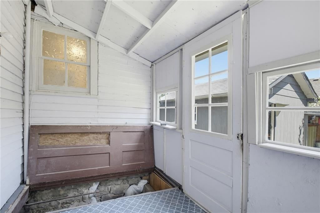 1518 Calhoun Street — photo 15