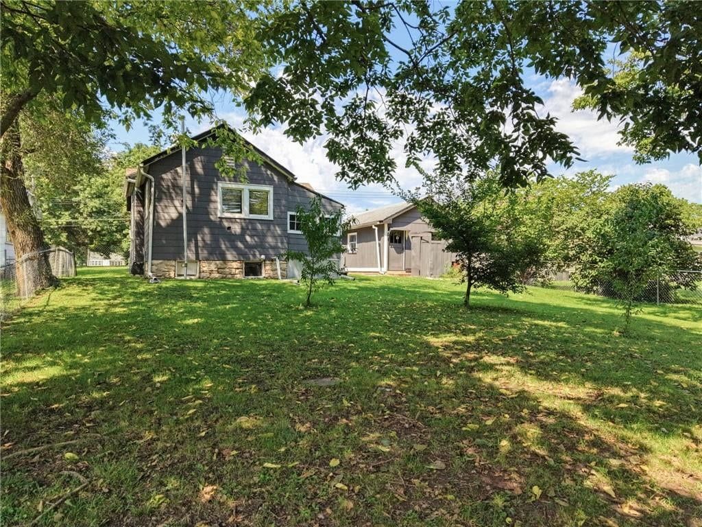 1518 Calhoun Street — photo 23