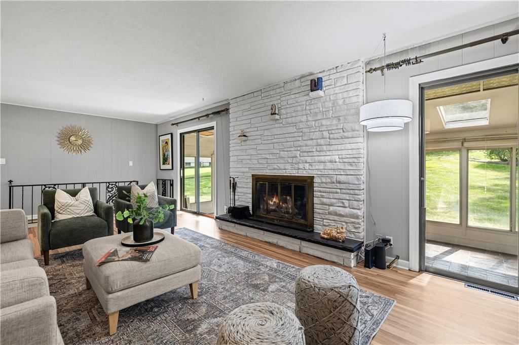 9300 Madison Avenue — photo 11